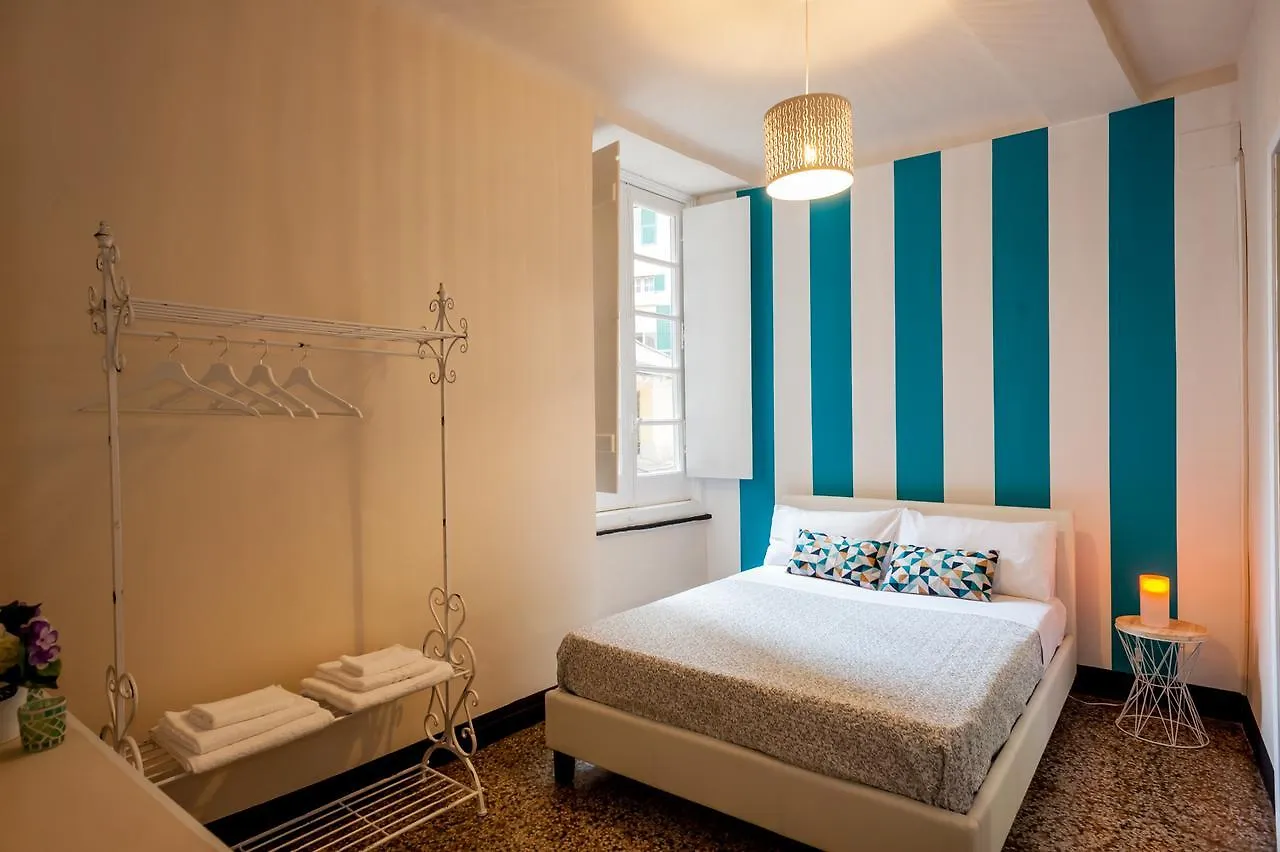 Old Genoa Rooms & Apartments Italy