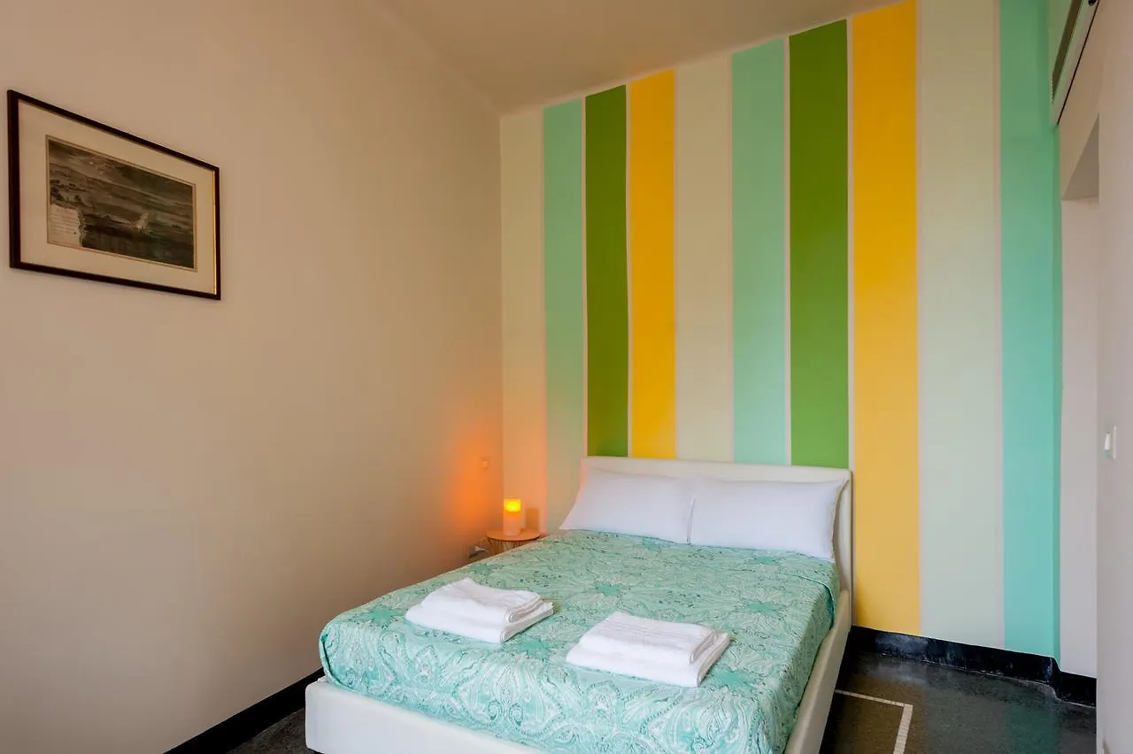 Old Genoa Rooms & Apartments