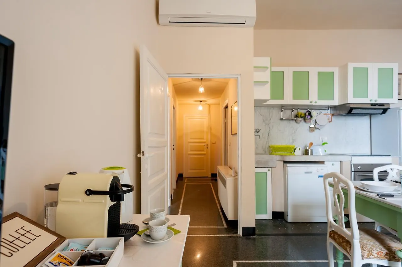 Old Genoa Rooms & Apartments