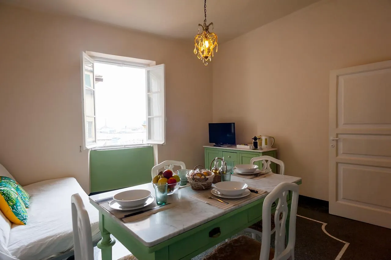 Old Genoa Rooms & Apartments Italy