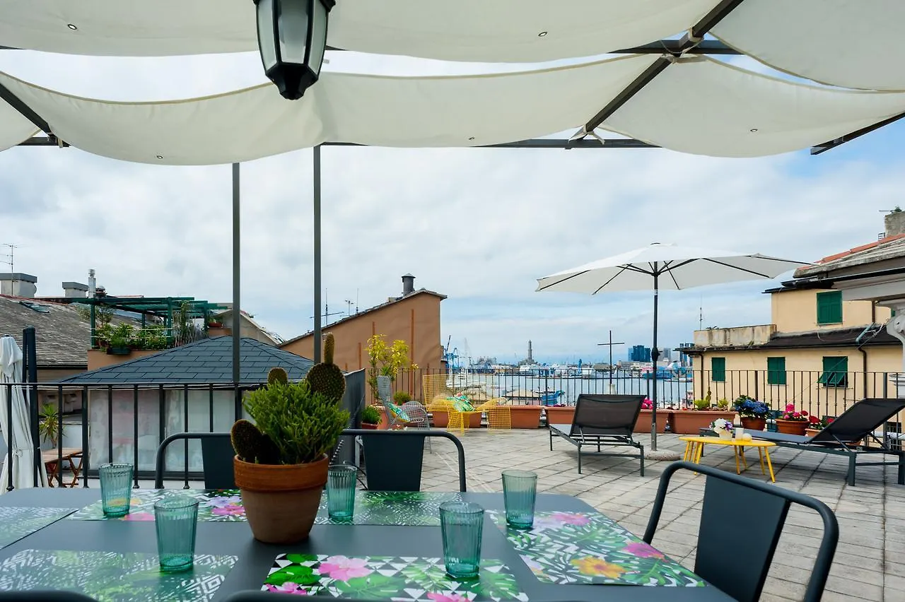 Old Genoa Rooms & Apartments Italy